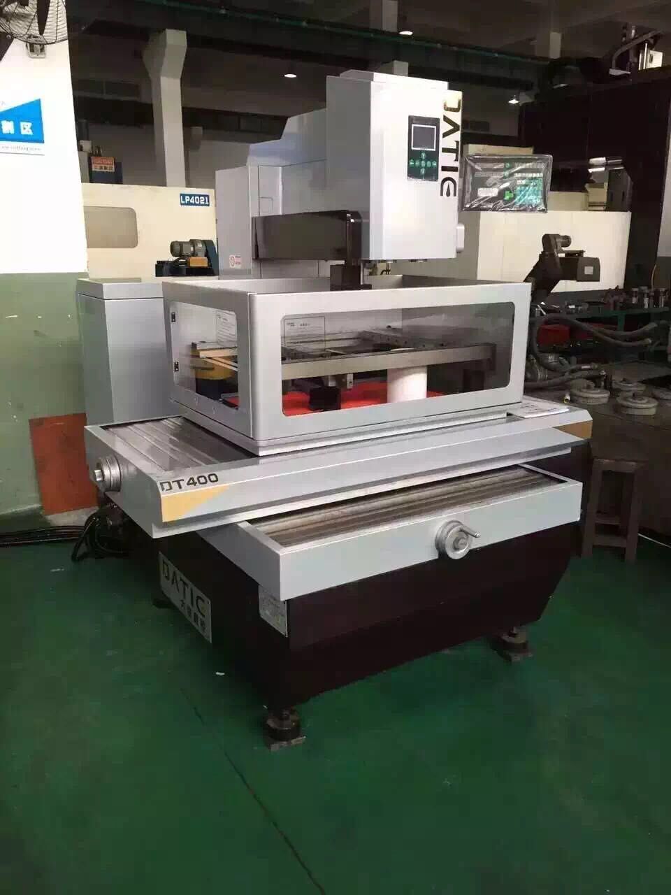 電火花線切（qiē）割機床使用（yòng）後注意事項