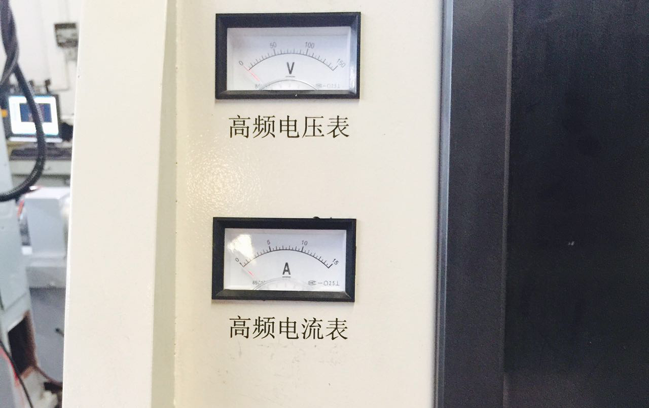 線切割（gē）電流表