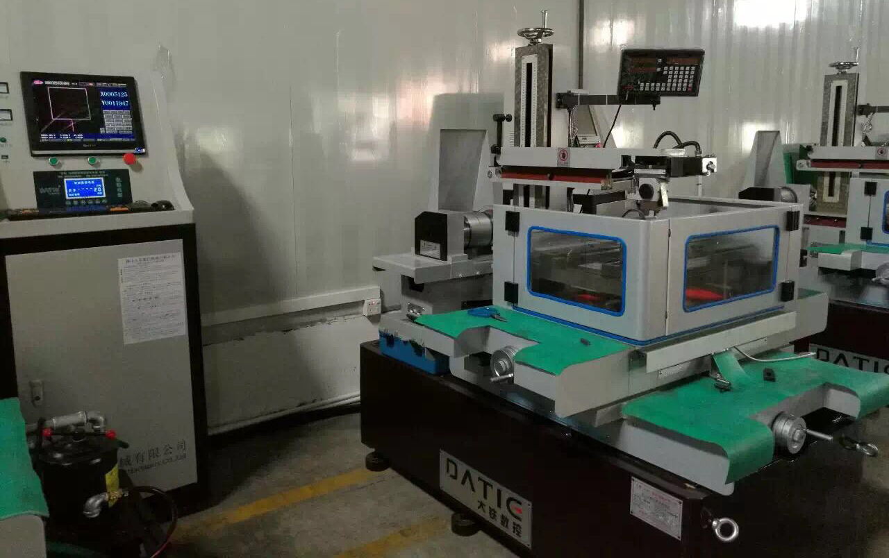 快走絲線（xiàn）切割