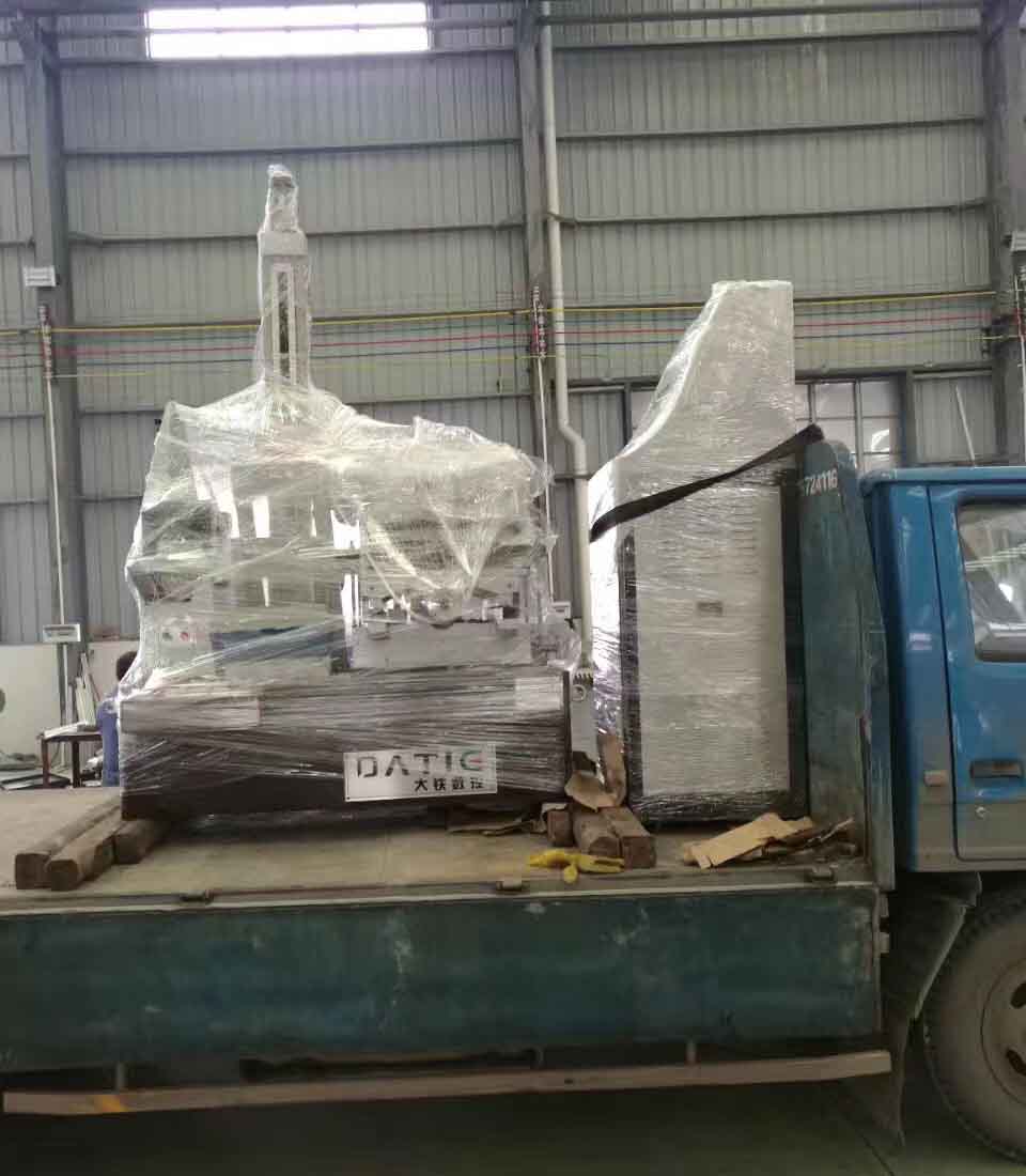 金祥（xiáng）盛模具現場卸貨圖片