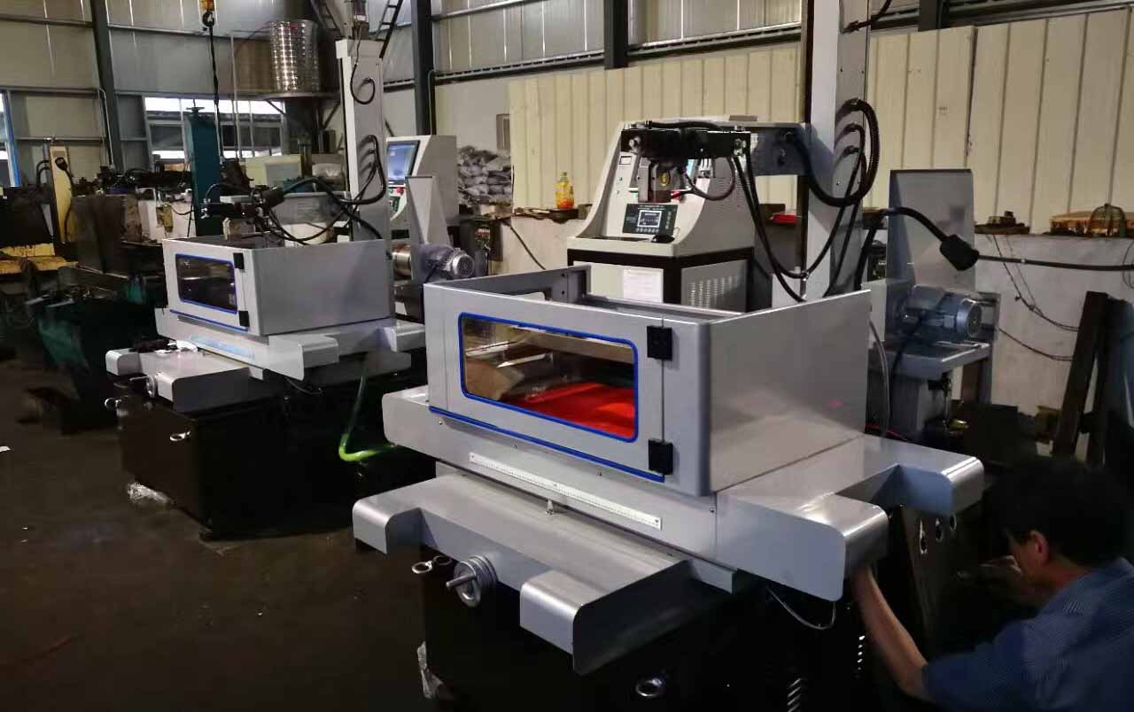 電火（huǒ）花線切割機床現場安裝