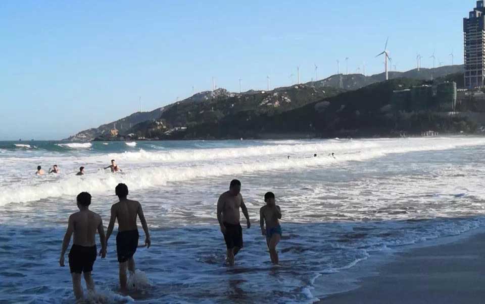 廣東香蕉黄瓜丝瓜绿巨人樱桃最新版2018年度潮汕慶功遊觀青澳灣沙灘