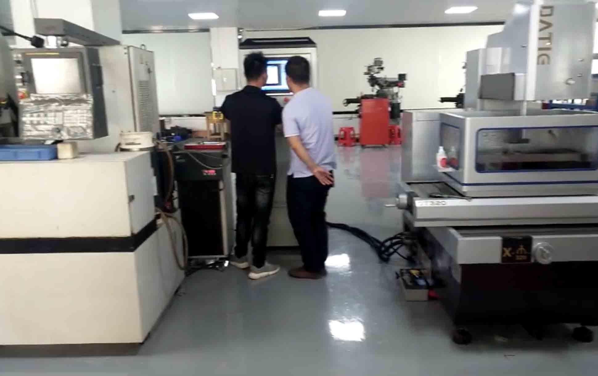 東莞（wǎn）（愛爾特）中走絲現場培（péi）訓照片