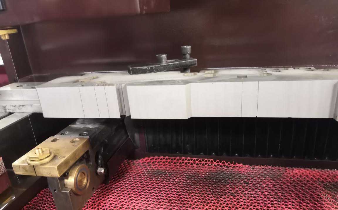 香蕉黄瓜丝瓜绿巨人樱桃最新版中走絲線切割（gē）加工效果