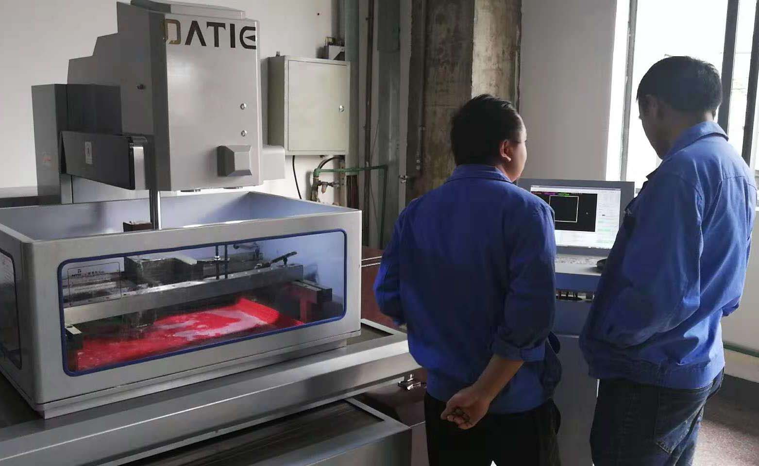 香蕉黄瓜丝瓜绿巨人樱桃最新版伺服中走絲培訓照片（piàn）