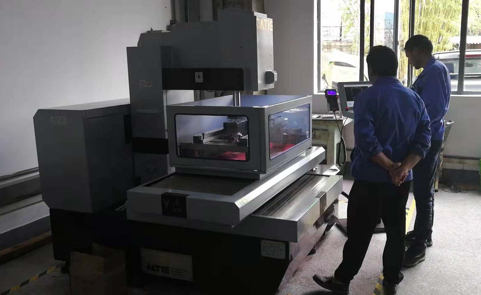 香蕉黄瓜丝瓜绿巨人樱桃最新版伺服中走絲培訓照片2