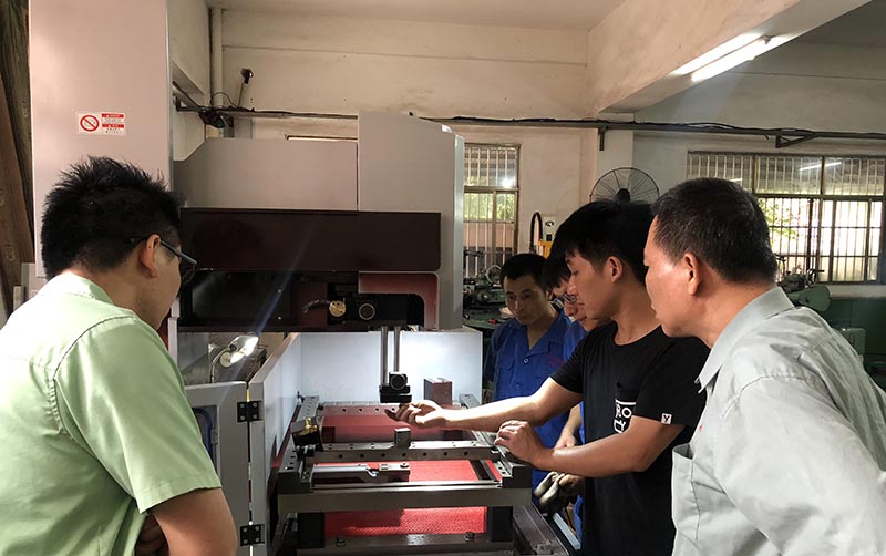 雲浮（永光電池）中走絲實地培訓