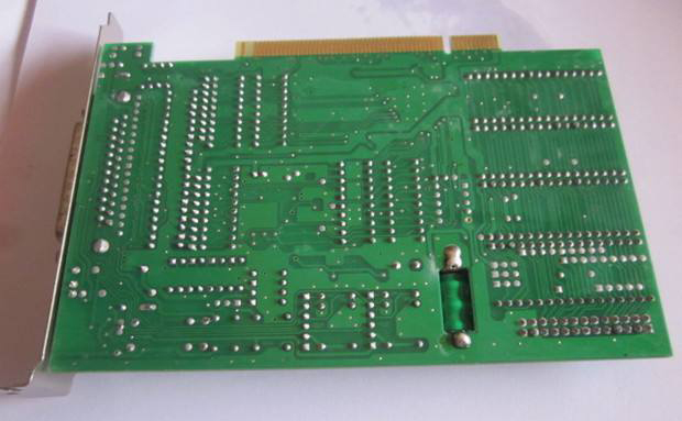 HL線切割控（kòng）製卡背（bèi）麵