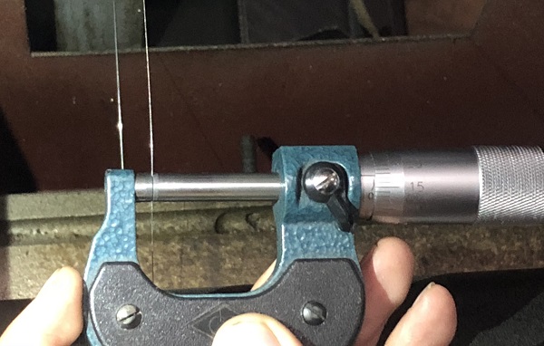 線切割（gē）鉬絲粗細