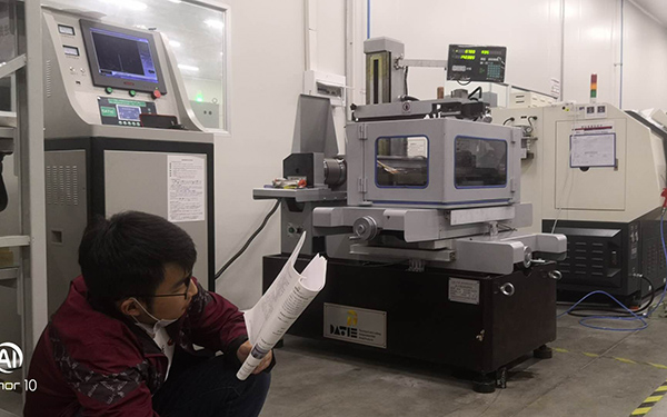 哈爾濱（鑄鼎工大新材料）設備（bèi）現場