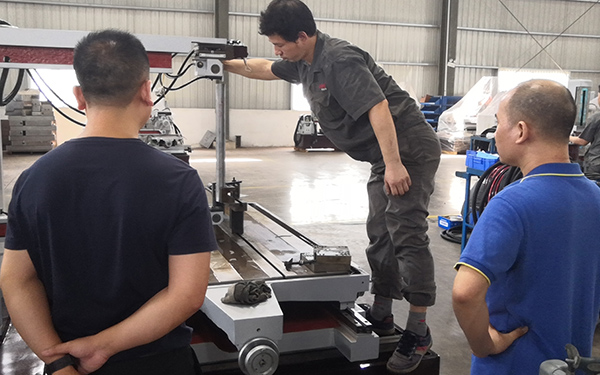 江門（mén）（金仕德）線切割實地客戶現場觀摩