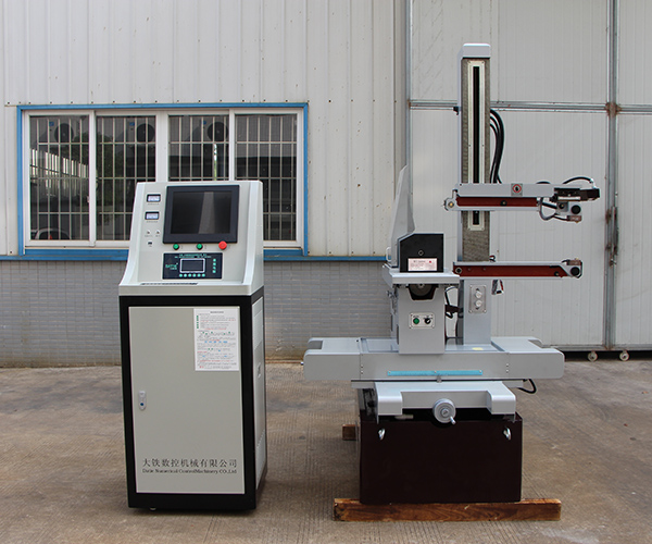 青島（雙星輪胎）定製中走（zǒu）絲線切割