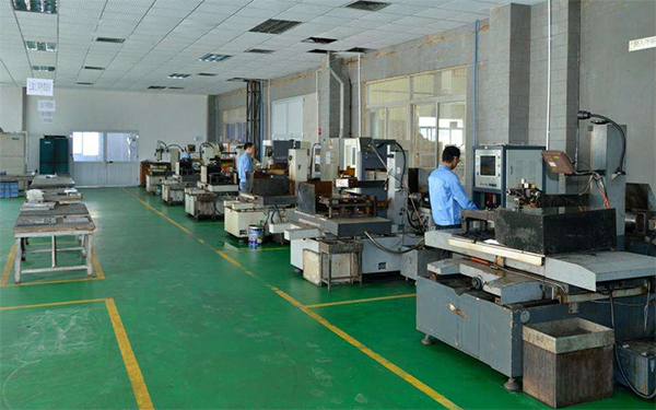 佛山（源田床具機械）車間（jiān）現場