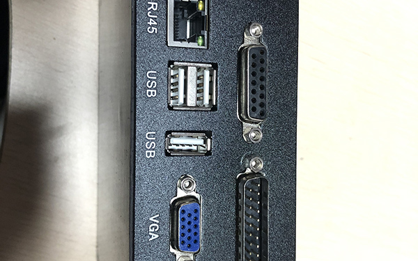 X8線切割（gē）控製卡接口