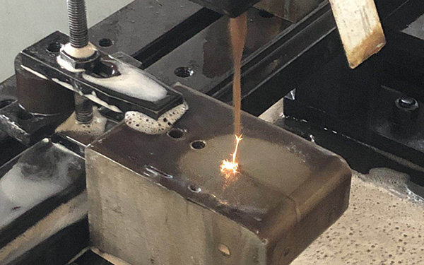 線切割加工內孔為什（shí）麽要先打洞2