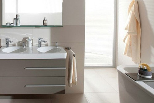 衛浴櫃定製（zhì）