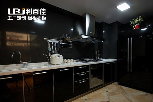 071601.jpg 071601.jpg