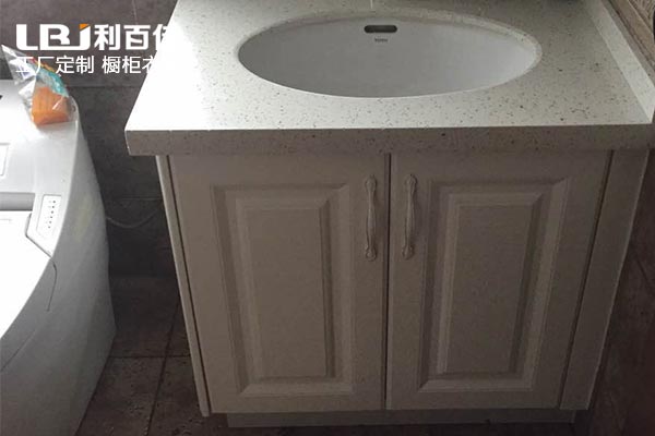 9.7-05.jpg 9.7-05.jpg