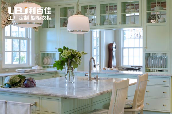 10.6-03.jpg 10.6-03.jpg