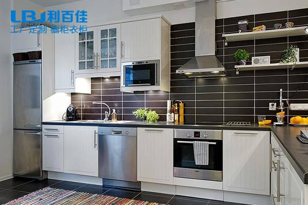 10.25-02.jpg 10.25-02.jpg