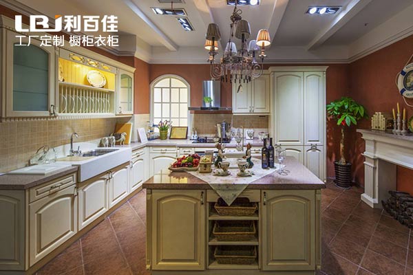 11.28-02.jpg 11.28-02.jpg