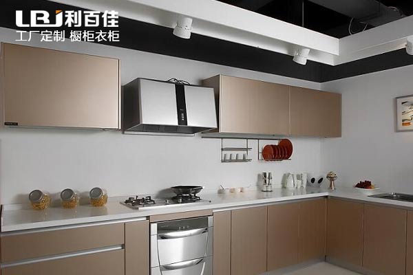 12.10-02.jpg 12.10-02.jpg