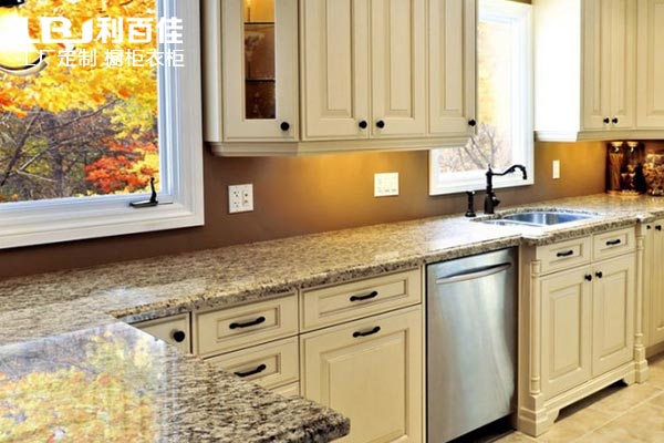 12.15-02.jpg 12.15-02.jpg