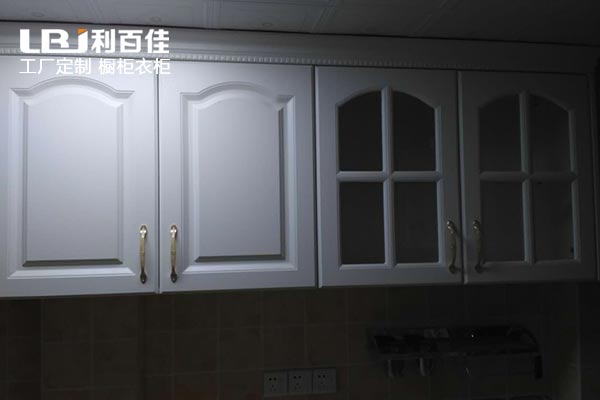 12.31-02.jpg 12.31-02.jpg