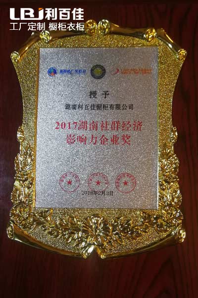 2.4-03.jpg 2.4-03.jpg