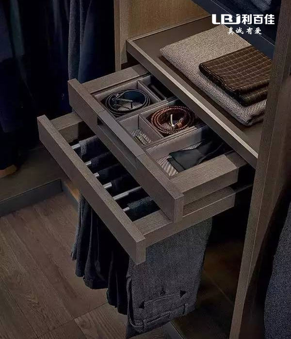 男式衣櫃4.jpg 男式衣櫃4.jpg