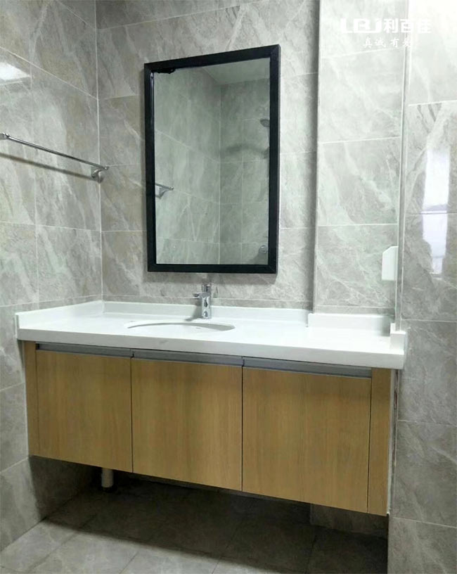 衛浴櫃定製.jpg 衛浴櫃定製.jpg