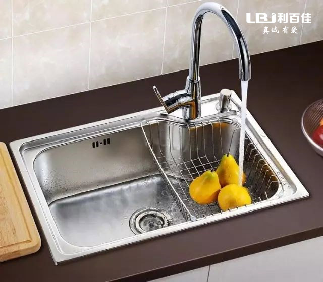 櫥櫃(guì)台中盆.jpg 櫥櫃(guì)台中盆.jpg